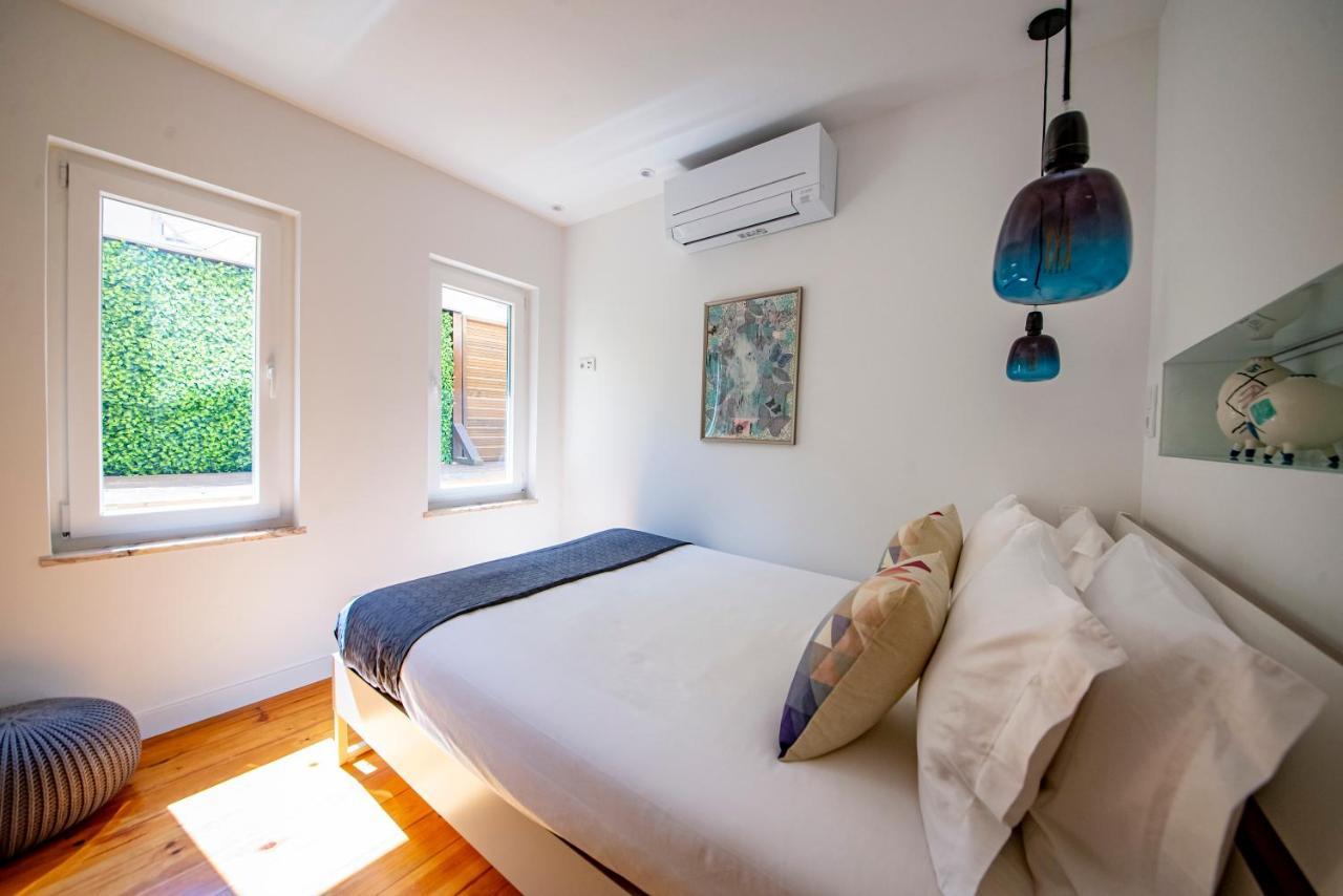 Serene Hideaway In Chiado Lisbon Luaran gambar