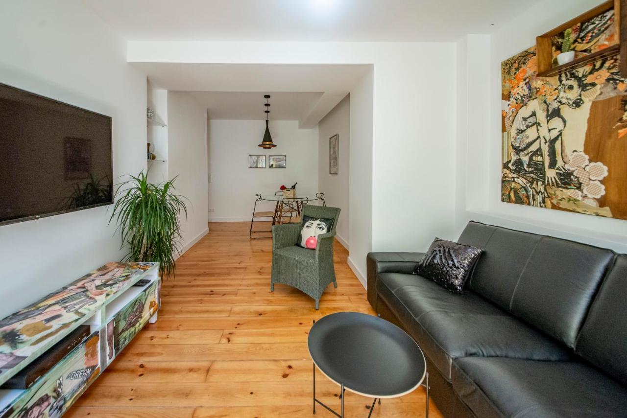 Serene Hideaway In Chiado Lisbon Luaran gambar